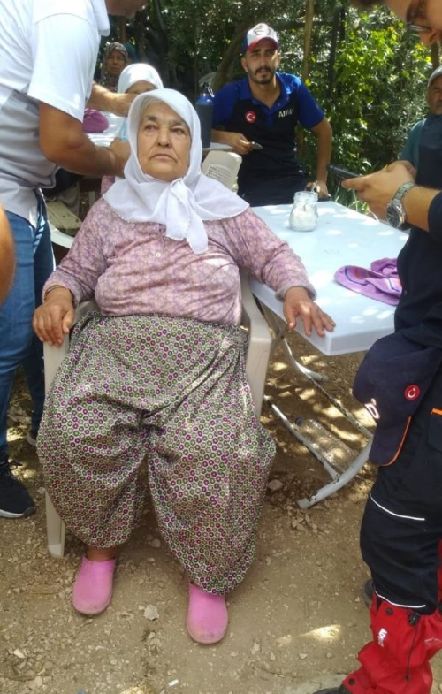 Antalya'da Kaybolan Kadn Uyurken Bulundu