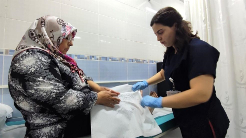 Bursa'da amur Tedavisi ile Hastalar Arlardan Kurtuluyor