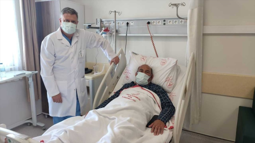 Bursa Yksek htisas Hastanesi'nde Canldan Canlya Organ Nakli Yapld
