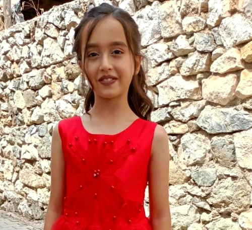Denizli'de trafik kazasnda 10 yandaki minik Ravza hayatn kaybetti