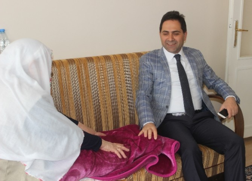 Erzurum Halk Sal Mdrl Hastalar Evlerinde Ziyaret Etmeye Devam Ediyor