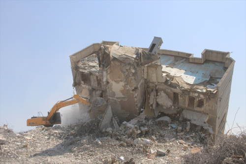 Hatay'da Depremler Sonras Ar Hasarl Hastane ve Binalar Ykld