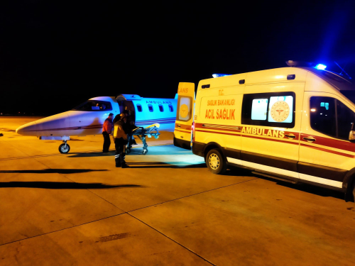 Hatay'dan 2 hasta yank tedavisi iin ambulans uakla Bursa'ya sevk edildi
