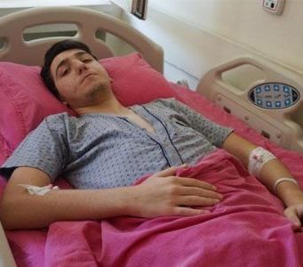 Kambur Gencin Omurgas Ameliyatla Dzeltildi