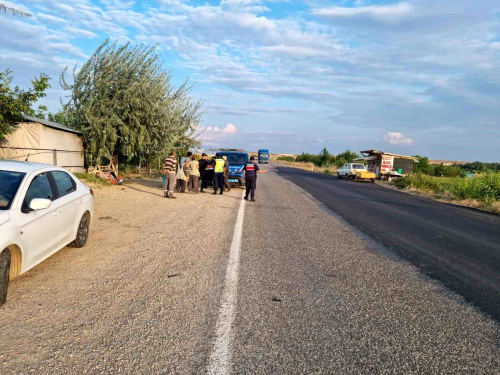 Konya'da Otomobilin arpt 8 Yandaki Kz ocuu Hayatn Kaybetti