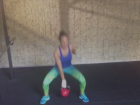 Omuz ve Karın İçin Yapılan Fitness (Alternating Swing With Kettlebell)
