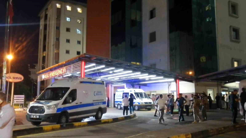 Rize Devlet Hastanesi Acil Servisinde Ate Ald: 5 Yaral