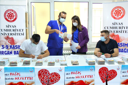 Sivas'ta 2021'de organ bayla 8 kii hayata tutundu