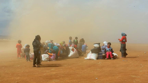 Suriyeli 28 Snmac Fas ve Cezayir Snrndaki lde Sahipsiz Kald