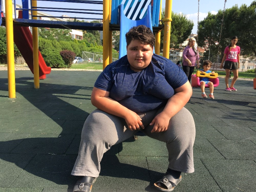 10 Yanda 165 Kilo Olan Nurettin, Ameliyat Olmazsa lebilir
