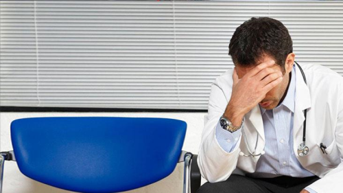 100 bin imza toplayan hekimler, Salk Bakanl'na gidiyor