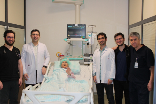 103 Yandaki Kadna Kalp Pili Takld