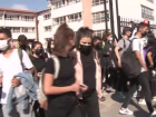 2 ��rencide korona vir�s ��k�nca t�m s�n�f karantinaya al�nd�