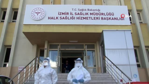 600 ki�ilik filasyon ekibi sahada, �zmir'de 4 bin 254 haneye antikor testi yap�l�yor