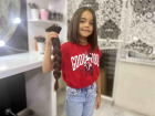 8 Ya��ndaki Azra Usluo�lu Sa�lar�n� L�semi Hastalar�na Ba���lad�