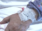 84 yandaki Medine Teyze, hasar alan evinden sadece 20 yl nce kaybettii einin tesbihini alabildi