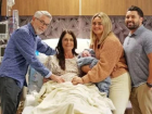 ABD'de hamile kalamayan kad�n�n imdad�na kay�nvalidesi yeti�ti: S�per babaanne torununu do�urdu