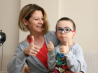 ABD'de kulak ameliyat� olan 4 ya��ndaki Alperen, sa�l���na kavu�tu