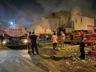 Adana'da kereste imalathanesinde ��kan yang�n hasara yol a�t�