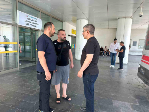 AK Parti Milletvekili aban opurolu, Kayseri ehir Hastanesi'nde hasta yaknlarn ziyaret etti