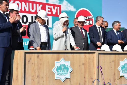 Aksaray'da Hasta Yakn Konukevi ve Klliyesi Temel Atma Treni Gerekletirildi