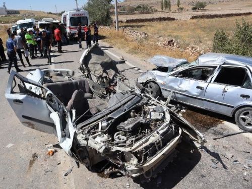 Aksaray'da Hatal Sollama Kazas: 3 i Hayatn Kaybetti