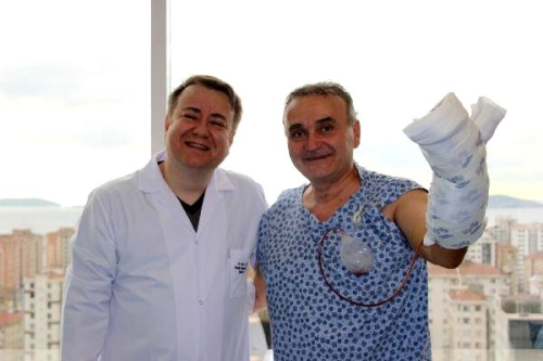 Almanya ve Bulgaristan'da kesilir denilen parma Trk doktorlar kurtard