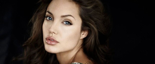 Angelina Jolie, Yana Hayal Deil!