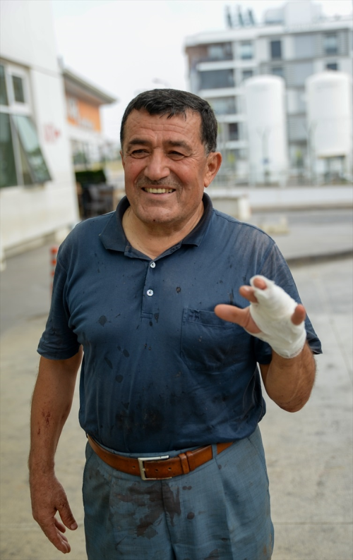 Antalya, Mula, Isparta ve Burdur'da kurban kesimi srasnda yaralananlar hastanelerde younluk oluturdu