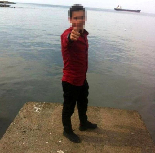 Ataehir'de Uyuturucu Kullanan Gen Cami Tuvaletinde Hayatn Kaybetti