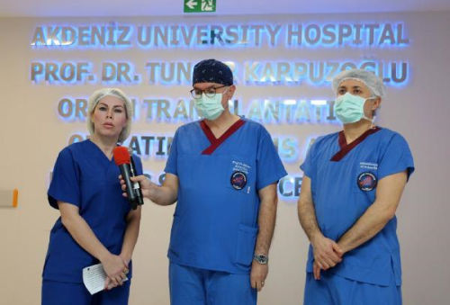 Prof. Dr. zkan: Hedefimiz ince barsak ve akcier nakli