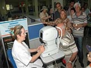 Avclar Belediyesi Salk Alanndaki Hizmetlerini Gz Taramas le Srdryor.