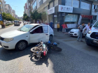 Ayd�n'da otomobil ve motosiklet �arp��t�: Motosiklet s�r�c�s� kask sayesinde kazay� atlatt�