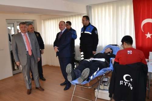 Aydn'da Polisler Kan Verdi