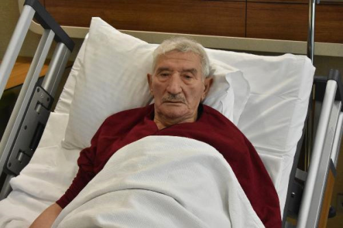 Bacaktan Al�nan 'Fibula' Kemi�inden G��s�ne Kemik Yap�ld�
