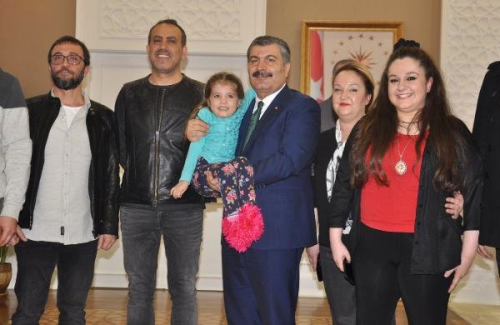Bakan Koca: 42 retici, 20 Depocu, 32 Eczac la Stoklad