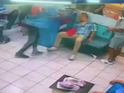 Berberde kalp krizi ge�iren vatanda��n hayat�n� kalfa b�yle kurtard�
