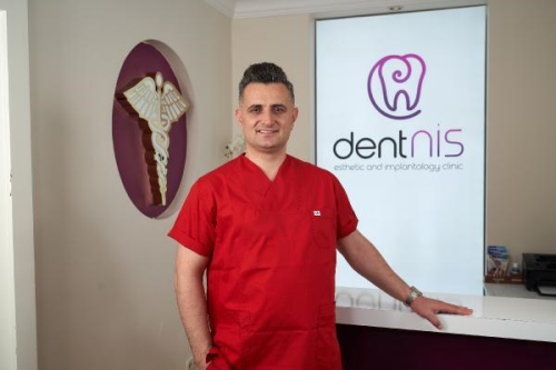 'Bir gnde implant tedavisiyle hasta disiz kalmyor'