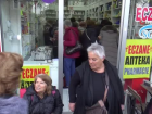 Bulgar turistler yine ucuz ilaca ak�n etti
