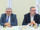 Bursa'da kimsesiz ve ya�l� hastalara 