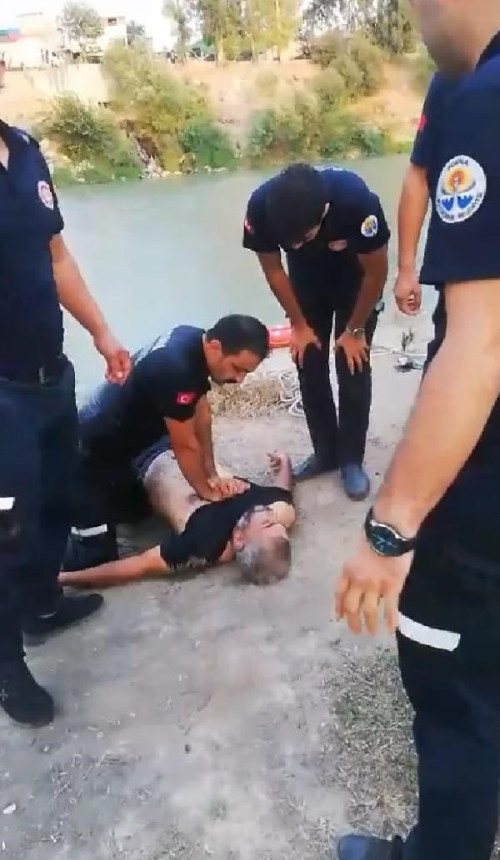 Ceyhan Nehri'nde Boulma Tehlikesi Geiren Kii Hayata Dndrld