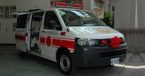 �in'de Ambulanslara 
