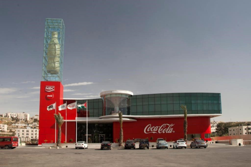 Coca-Cola, 5 fabrikada 970'in zerinde Filistinli'ye istihdam salyor