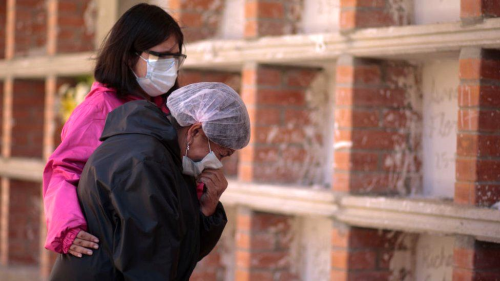 'Covid-19 pandemi deil': Baz bilim insanlar koronavirsn pandemi deil sindemi olduunu sylyor