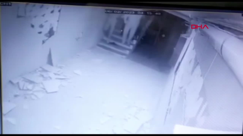 DEPREM SONRASI BA DNMES VAKALARI 2 KATINA IKTI; ETKS 2 YIL SREBLR