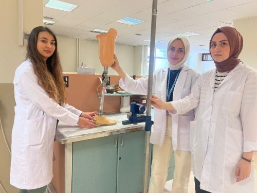 Depremzedelere Teknolojik Protezlerle Yeniden Hayat