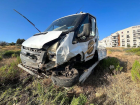 Didim'de kamyonet �arampole u�tu: 1 yaral�
