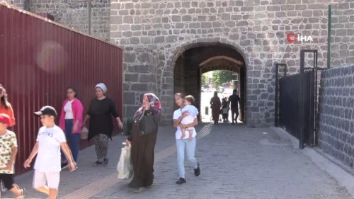 Diyarbakr'da scaklarla birlikte gz kuruluu ikayeti pik seviyede