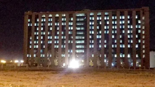 Diyarbakr'daki pandemi hastanesinin gece ekilen fotoraf salgnn boyutunu ortaya koydu