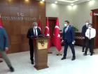 Diyarbak�r Valisi M�nir Karalo�lu, korona vir�s ile ilgili yeni tedbirleri a��klad�